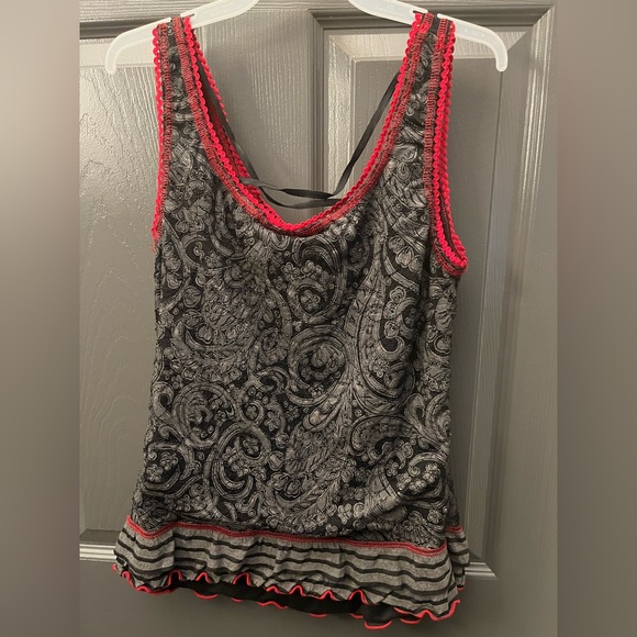 Karkass brand tank top, size large. - Picture 2 of 3